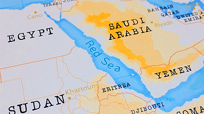 البحر الأحمر.. تهديد الاستقرار الإقليمي يخدم إيران
